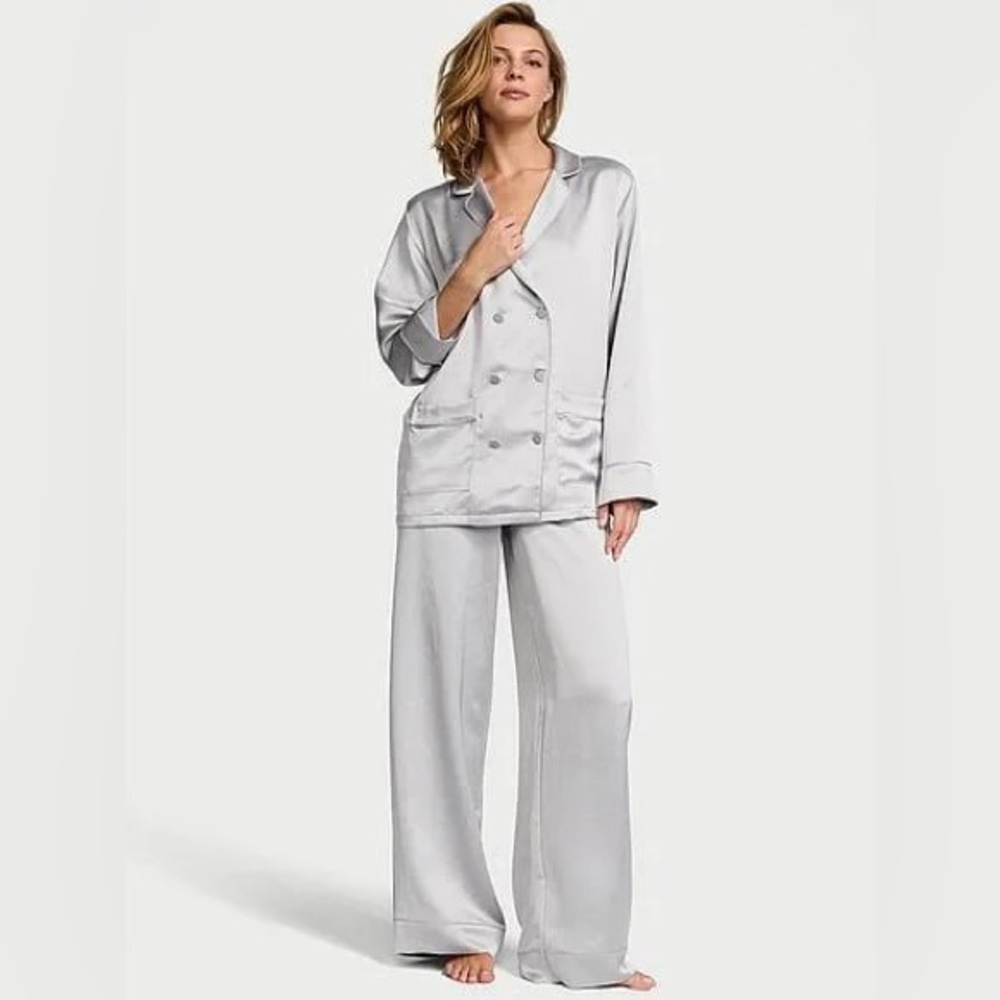 NWT VICTORIA'S SECRET Luxe Satin Double-Breasted Long Pajama Set